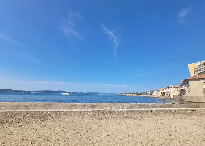 Διαμέρισμα Ideal : Et Centre A 2 Pas +un Garage *