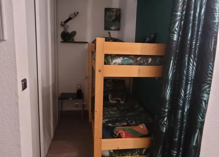 Ideal : Et Centre A 2 Pas +un Garage Σαιντ-Μαξίμ