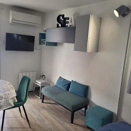 Apartment Ideal : Et Centre A 2 Pas +un Garage *