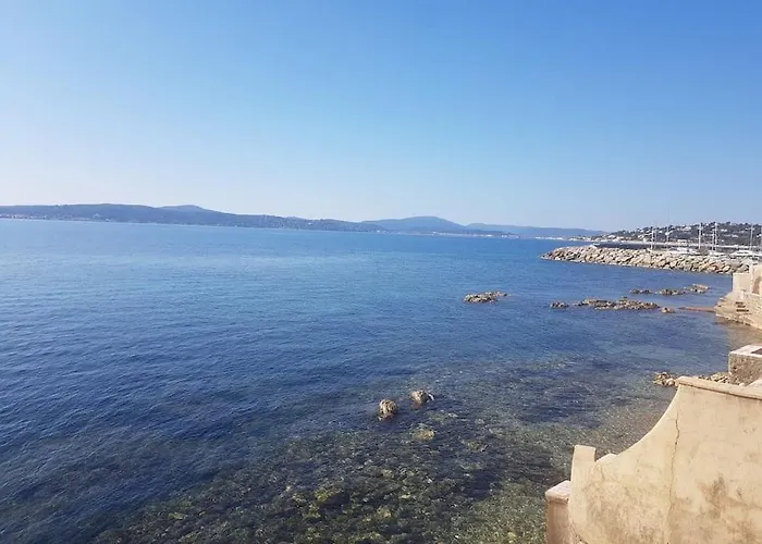 Ideal : Et Centre à 2 Pas +un Garage Sainte-Maxime