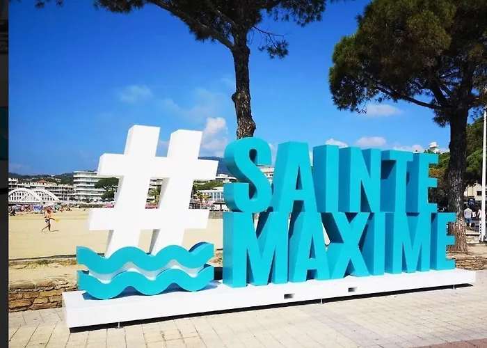 Ideal : Et Centre à 2 Pas +un Garage Sainte-Maxime